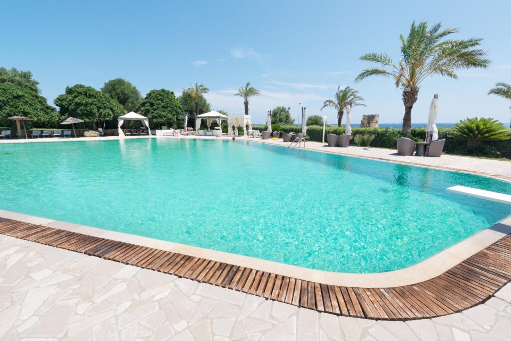 piscina lido santa cesarea terme