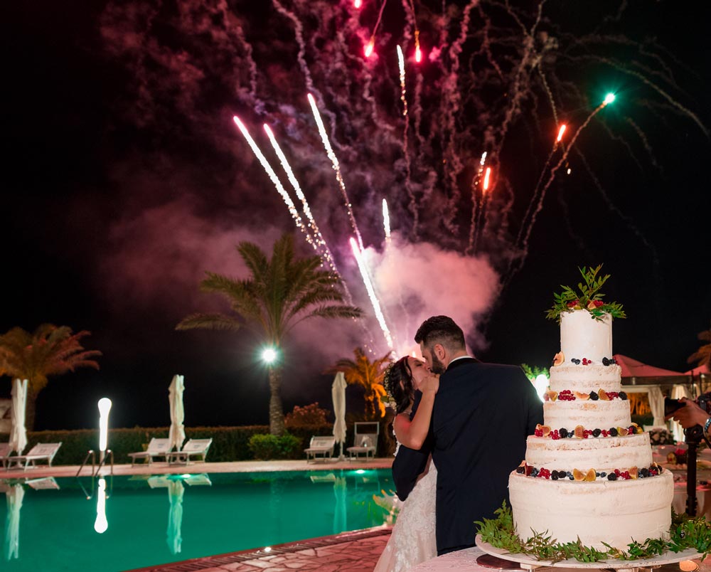 Giacca sì o giacca no al matrimonio? Cosa fare se fa troppo caldo