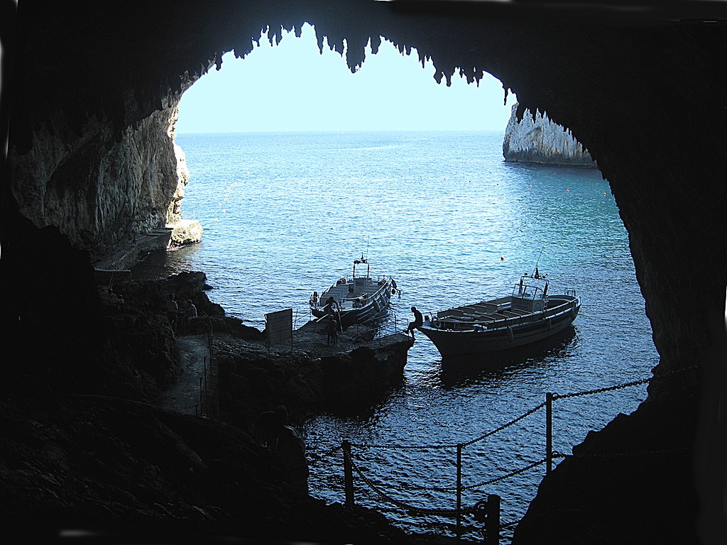 grotta della zinzulusa
