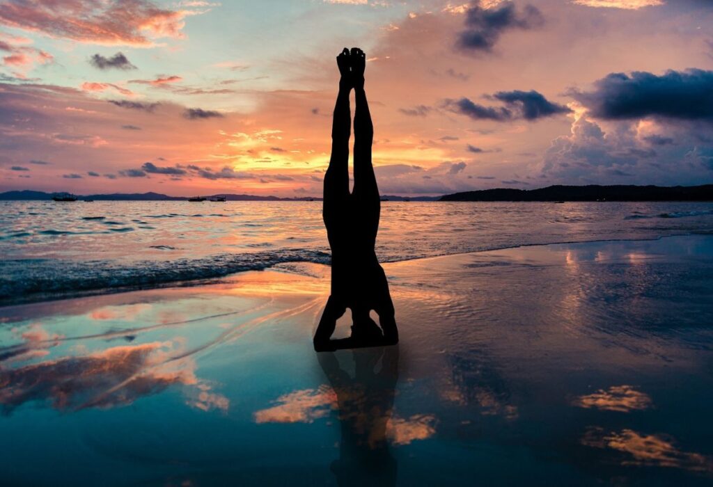 Yoga in spiaggia in Salento