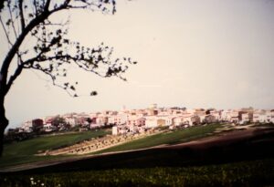 Castelluccio dei Sauri borgo Puglia