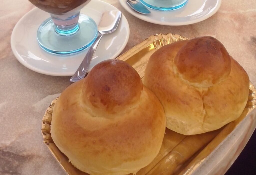 Brioche salentina dolce Puglia