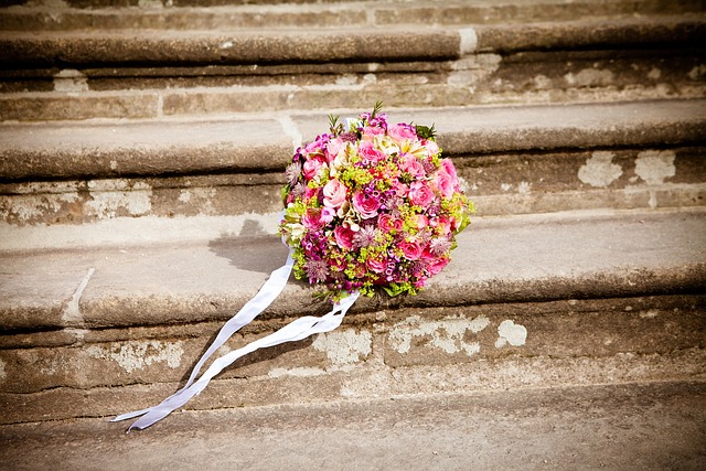 Bouquet di mare: fiori, erbe e colori del Salento per un matrimonio autentico