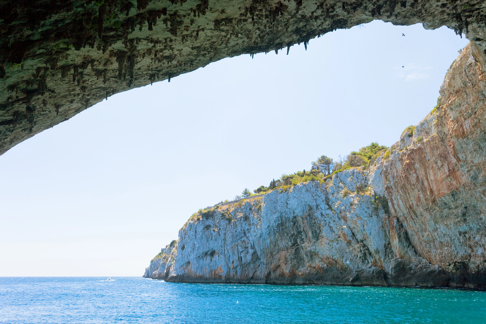 Castro e la Grotta Zinzulusa: il borgo marinaro più suggestivo della costa adriatica salentina