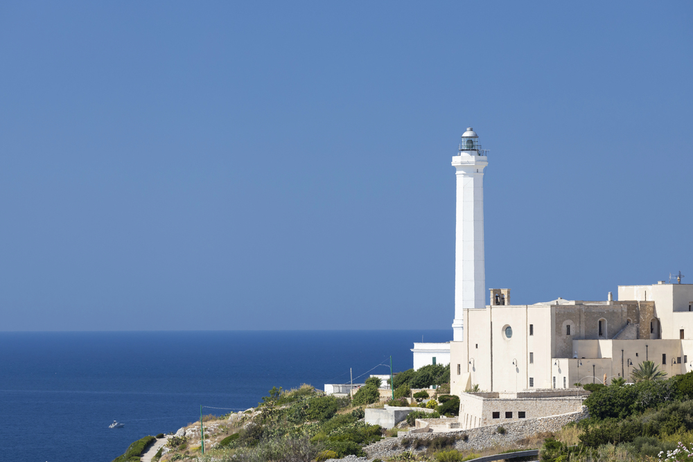 Santa Maria di Leuca: la punta estrema d’Italia tra faro, santuario e acque che cambiano colore